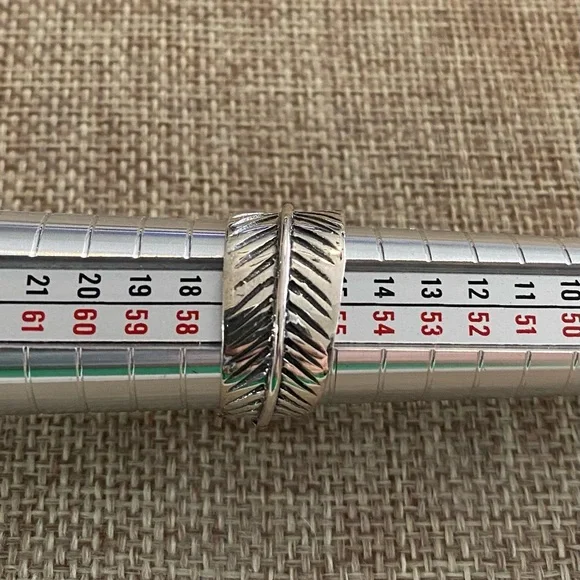 New Silpada Feather Opal Ring Size 7.5 and one size 8. - Picture 6 of 7